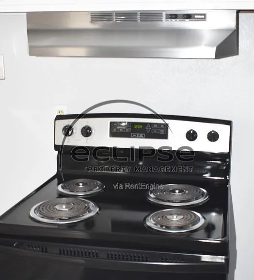 Summit View Apartments — Photo 186