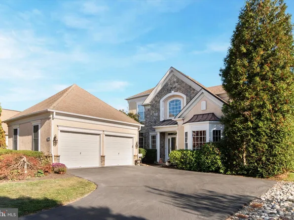 292 Goldenrod Dr, Lansdale, PA 19446