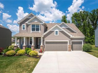 20914 N Greystone Dr, Strongsville, OH 44149