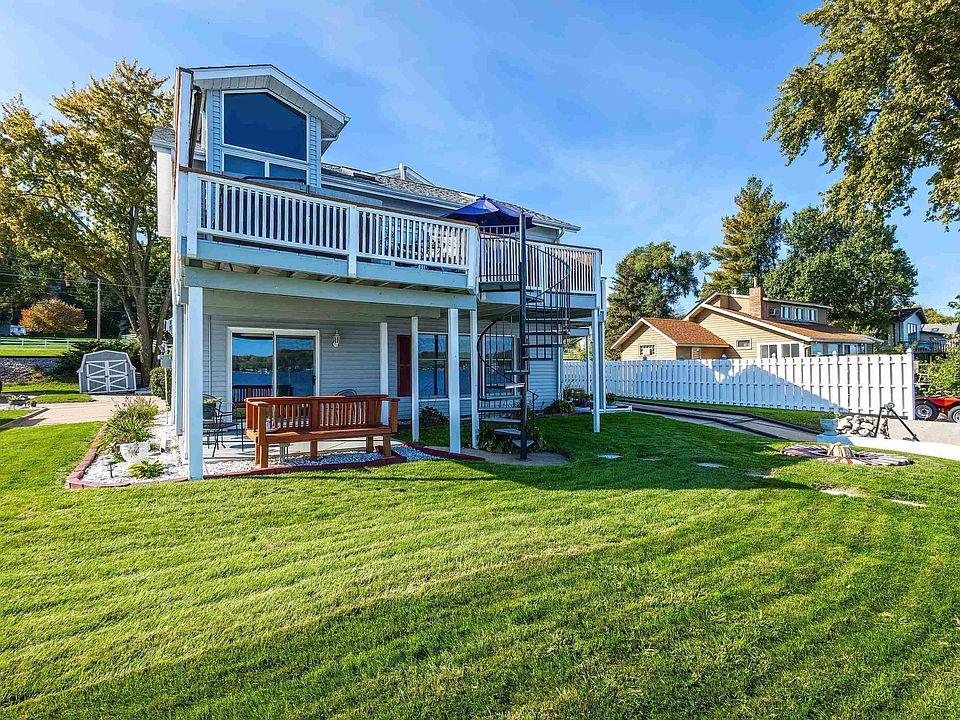 22867 Great River Rd, Leclaire, IA 52753 MLS QC4247434 Zillow