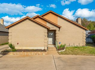 5821 Ridgerock Ct, Fort Worth, TX 76132
