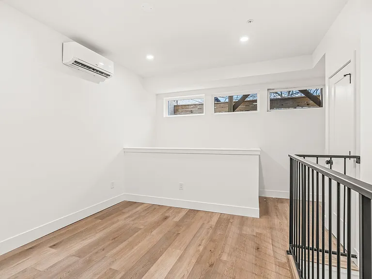 4710 Woodland Ave #A101 — Photo 10