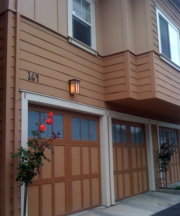 2nd image of 164 Valley Oak Dr