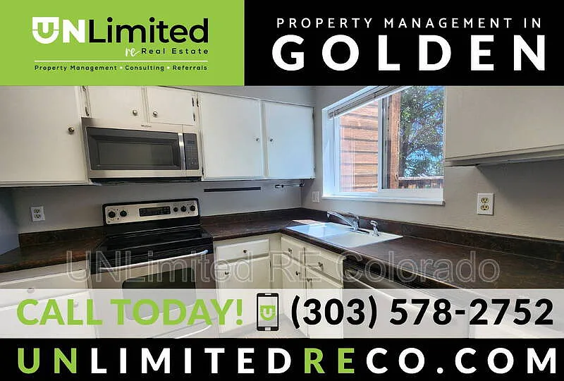 301 Zeta St #2