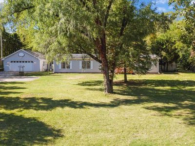 12690 N Red Bud Trl, Buchanan, MI, 49107