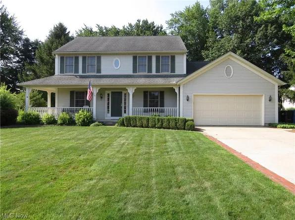 110 Charles Ave, Amherst, OH 44001