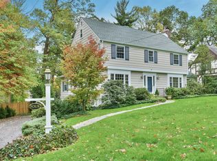 4 Manor Hill Rd, Summit, NJ 07901