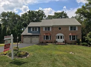 966 Musket Dr, Lansdale, PA 19446