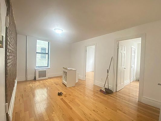 1st image of 14 E 105th St #Xf