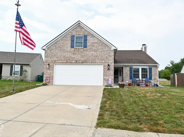 10676 Huntwick Dr, Indianapolis, IN 46231