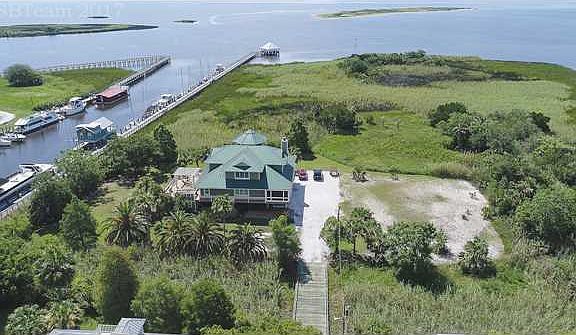 4th image of 1 Battery Park Ln