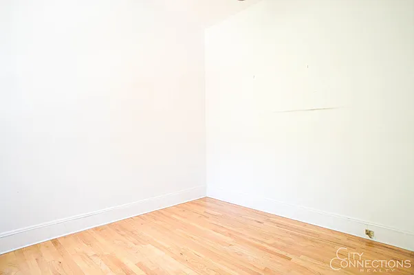 Rented by City Connections Realty | media 12