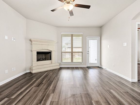 3rd image of 4075 Aransas Dr