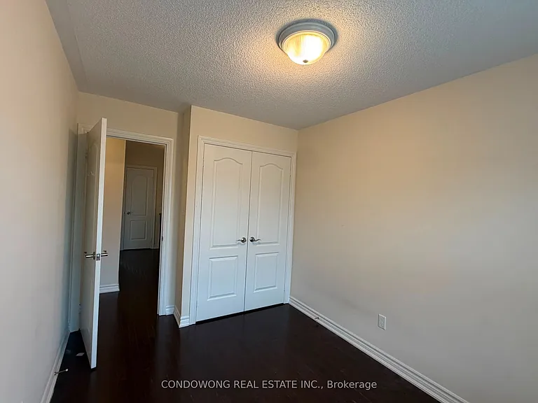 5 Vandaam Ln — Photo 3