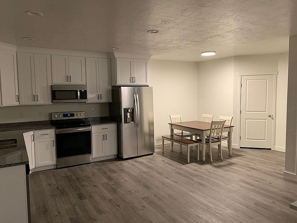 Basement kitchen