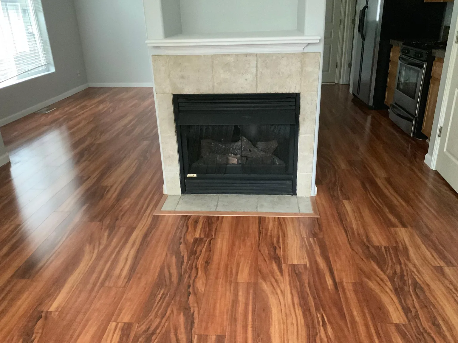 3 bed, 2.5 bath, 1596 sqft, $2,300 — Photo 2