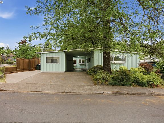 3rd image of 105 E 39th Ave
