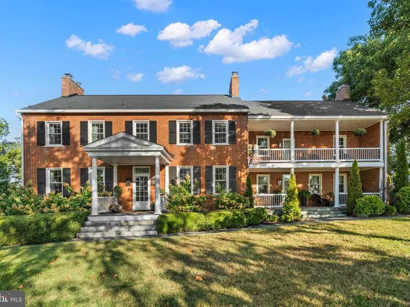 4799 Arden Nollville Rd, Martinsburg, WV 25403