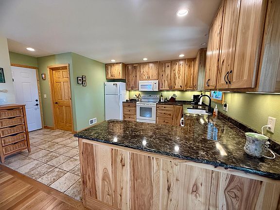 5th image of 12483 Haase Rd