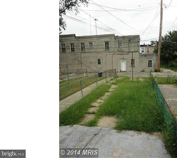 2nd image of 3437 Reisterstown Rd
