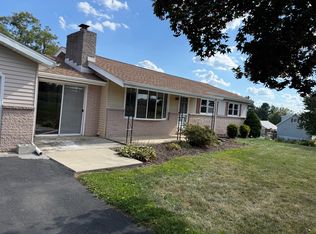 6 Sherks Church Rd, Grantville, PA 17028