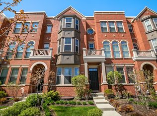 8640 Narragansett Ave, Morton Grove, IL 60053