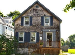 85 Laurel St, Fairhaven, MA 02719