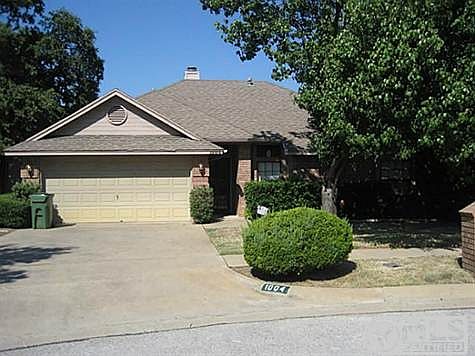 1st image of 1004 Milby Oaks Cir