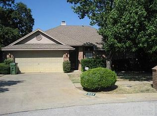 1004 Milby Oaks Cir, Arlington, TX 76013
