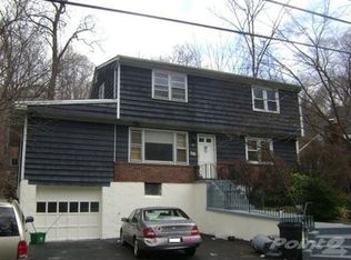 48 Greenwood Ln, White Plains, NY 10607