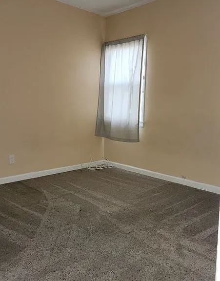 1274 Tourmaline Ave #B — Photo 7