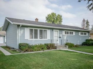 3029 8th St N, Fargo, ND 58102