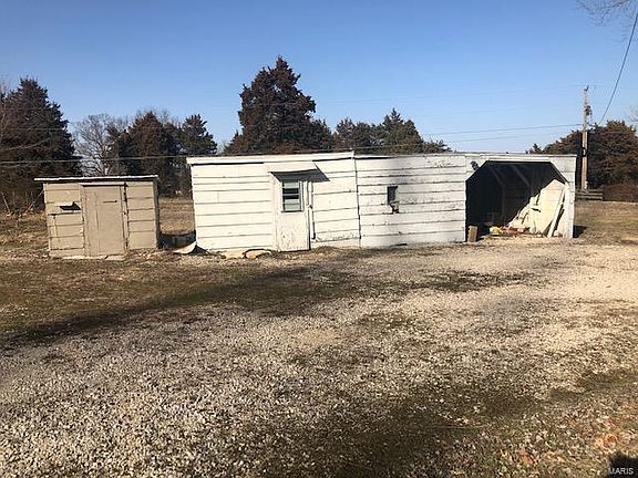 4th image of 333 Schofer St
