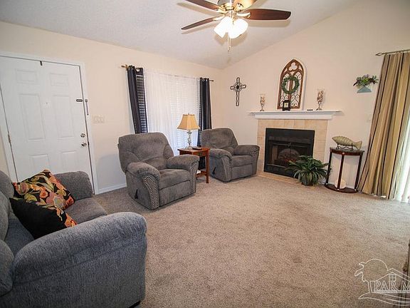 3rd image of 4406 Bellview Ave #1D