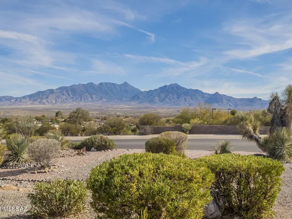 2825 S Calle Mancha, Green Valley, AZ 85622