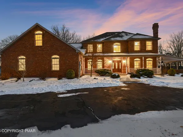 118 Chris Ali Estate Pl, East Stroudsburg, PA 18302