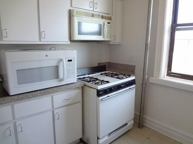 1st image of 8250 135th St APT 2C