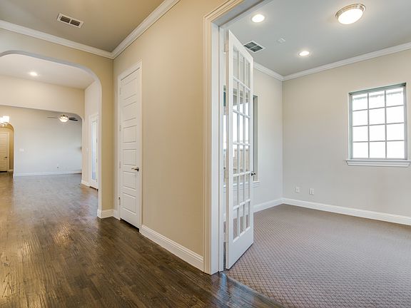 4th image of 6713 McDonough Dr