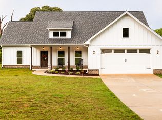 1030 Weaver Jones Rd, Rutledge, GA 30663