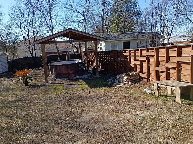 5218 Bluff St — Photo 22