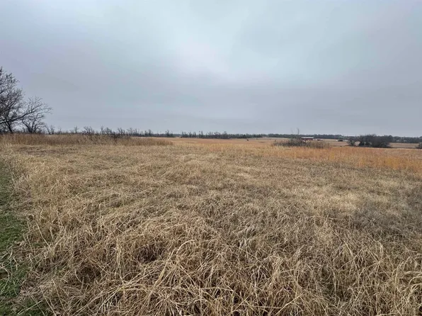 11759 132nd Rd, Winfield, KS 67156