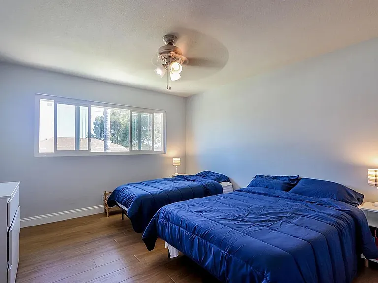 25051 Katie Ave — Photo 26