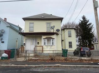 21 C St, Lowell, MA 01851