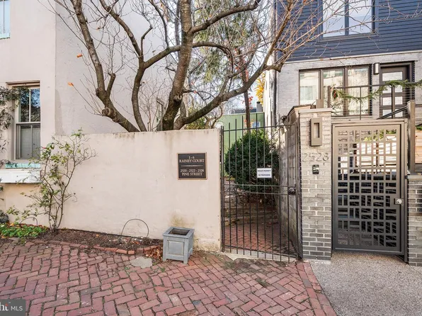 4 Rainey Ct, Philadelphia, PA 19103