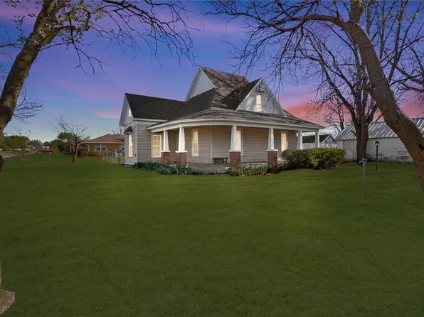 701 N 6th St, Thomas, OK 73669