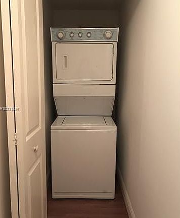 3rd image of 170 SE 14th St APT 1201