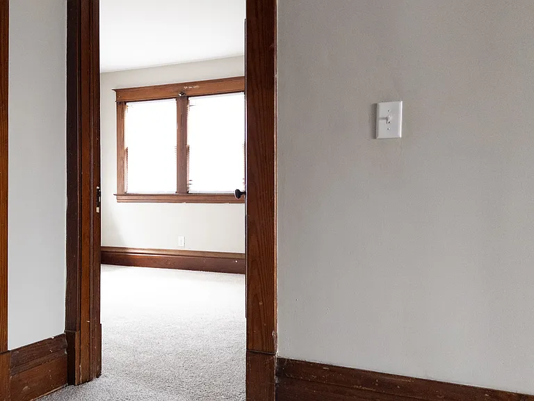 1421 Sherwood Ave — Photo 25