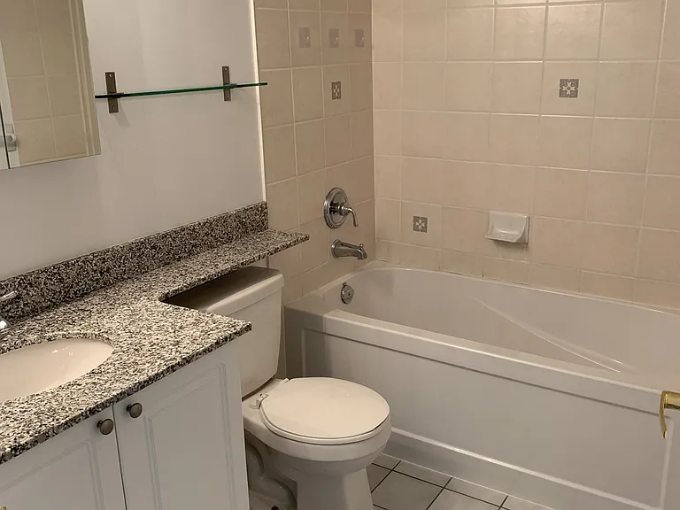 4900 Glen Erin Dr #1511 — Photo 5