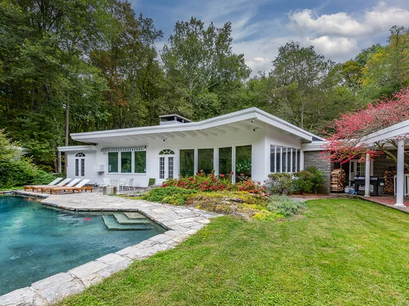 116 Wellers Bridge Rd, Roxbury, CT 06783