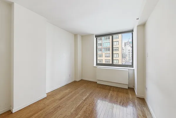 Rented by Nest Seekers International | media 17